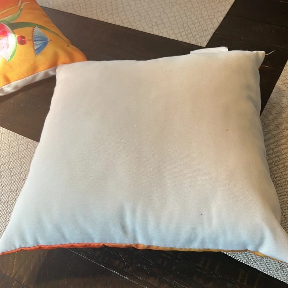 “Keep calm and have a Cocktail” Throw Pillow - Picture 4 of 5